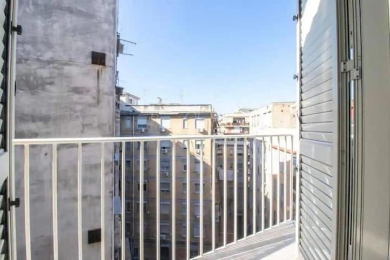 Napoleon In Principe Umberto Square Apartment *